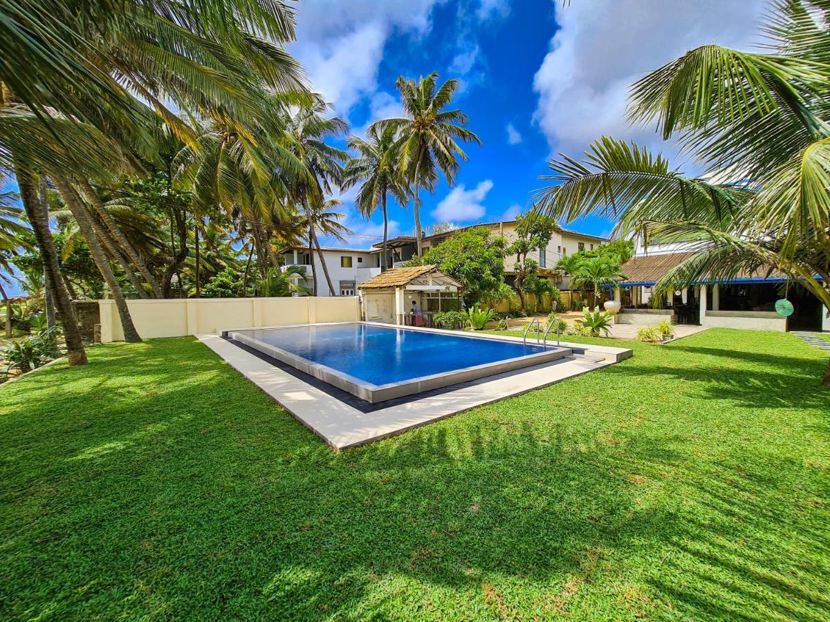 Star Beach Guest House Negombo Exterior foto
