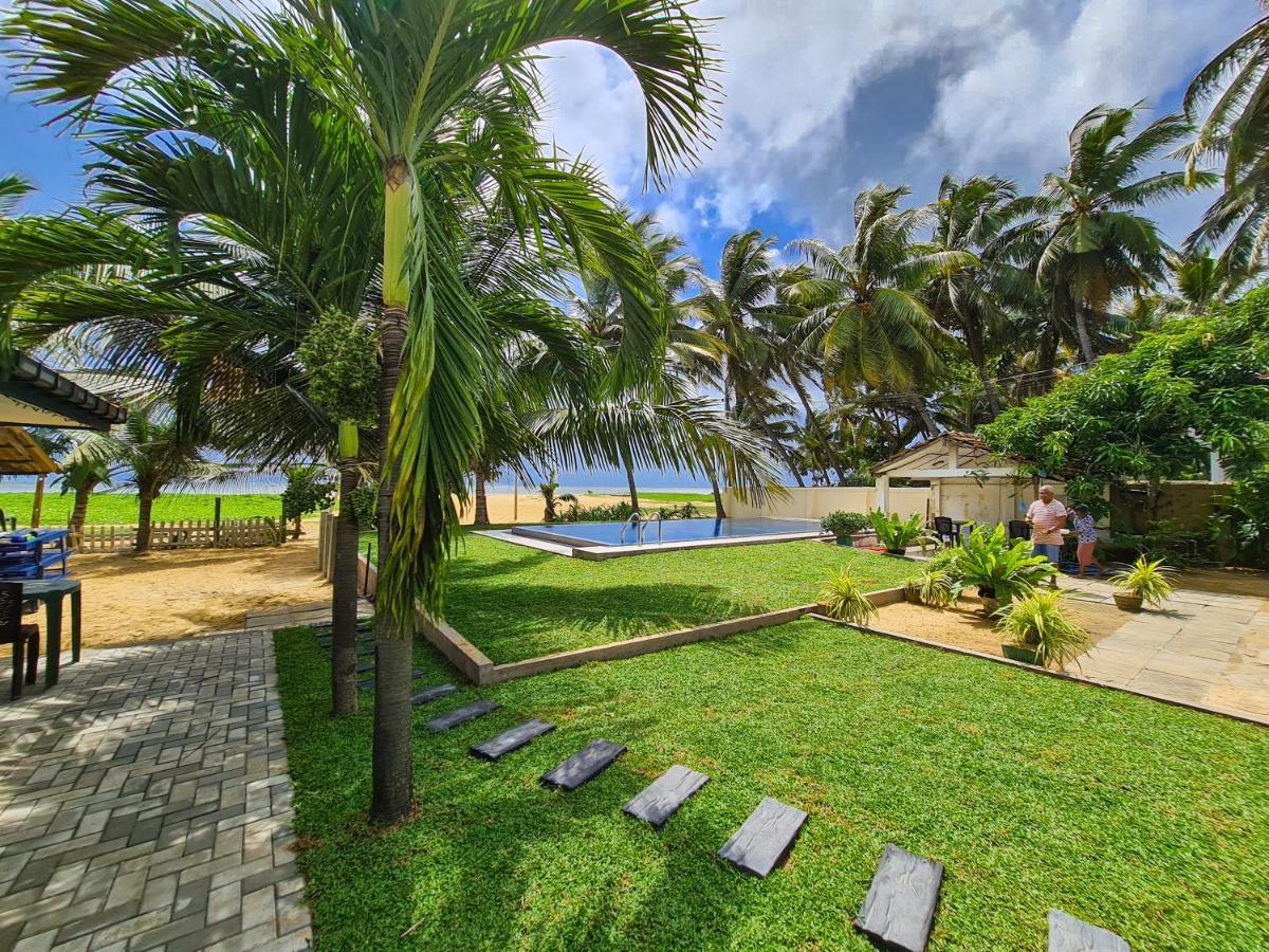 Star Beach Guest House Negombo Exterior foto