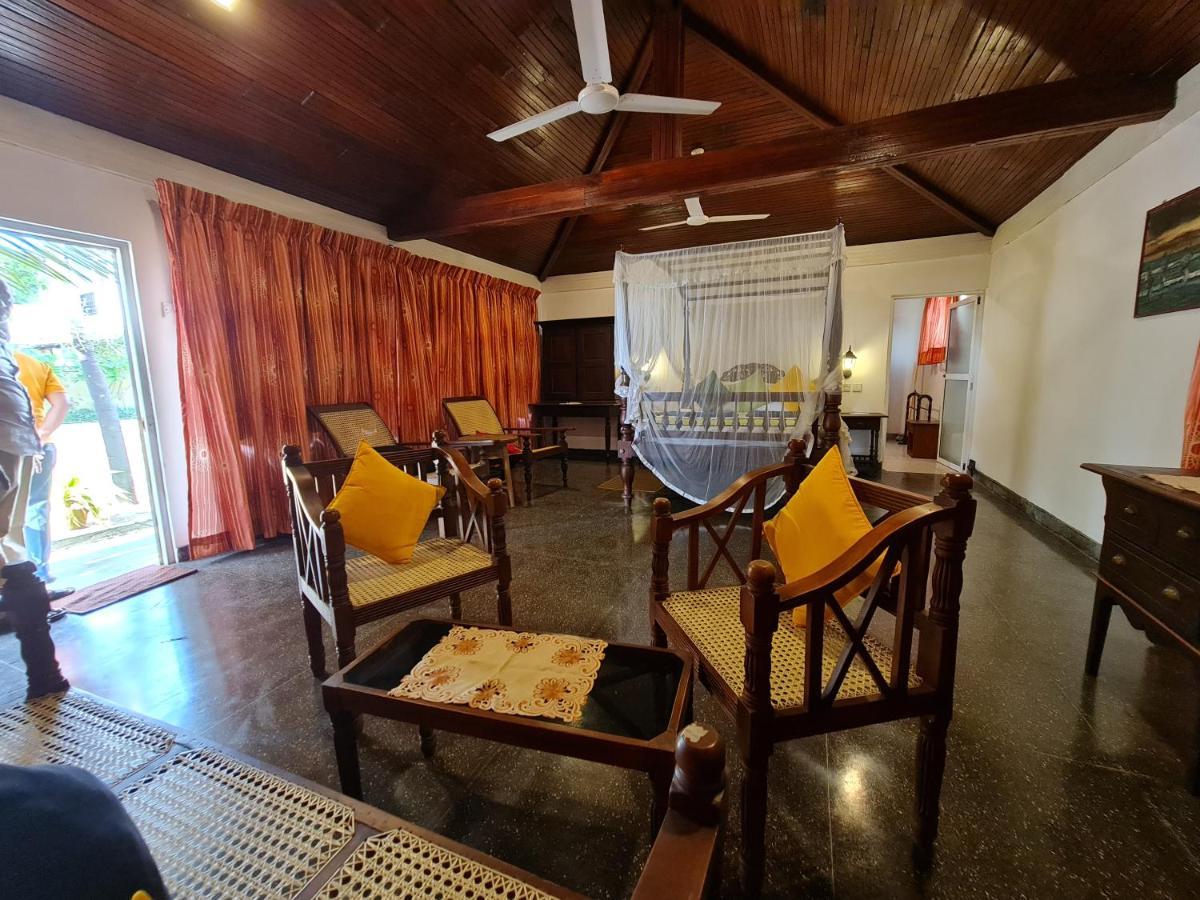 Star Beach Guest House Negombo Exterior foto