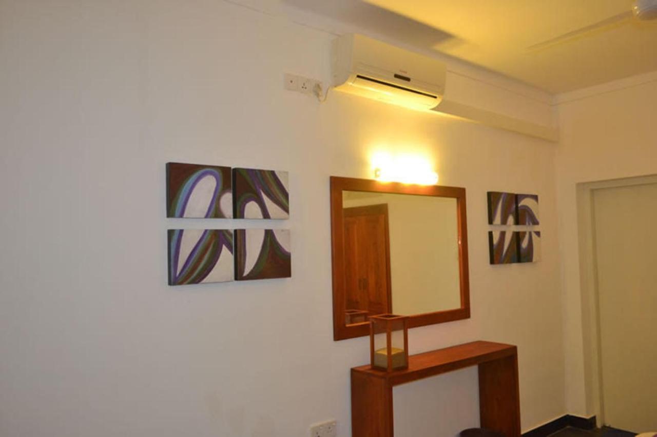 Star Beach Guest House Negombo Exterior foto